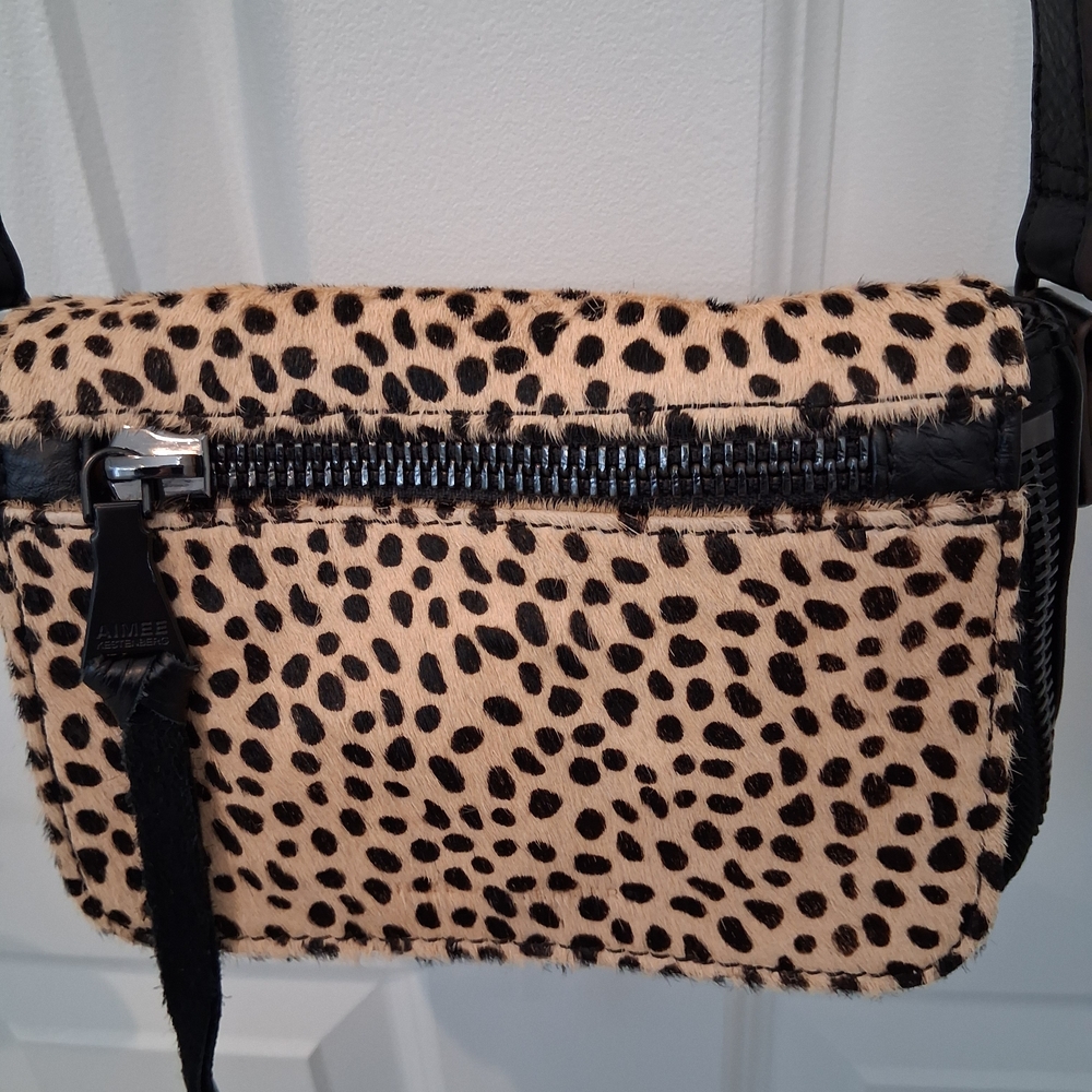 Aimee Kestenberg Leopard Print Crossbody Bag - Picture 3 of 12